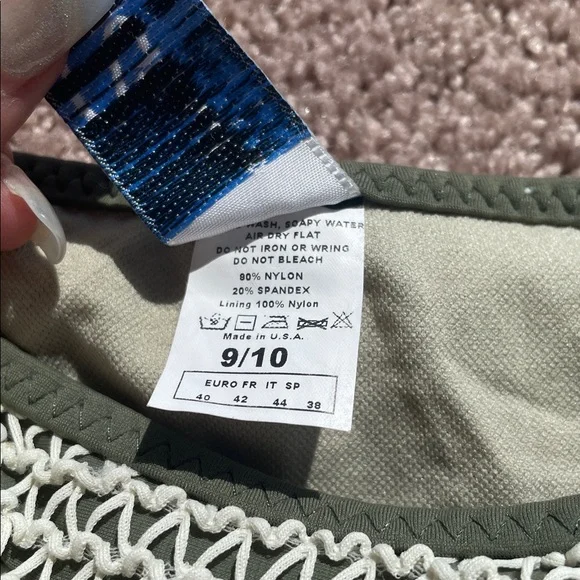 Ritchie Swimwear, Green and Cream Crochet Bikini Set. Size 9/10 - Picture 4 of 8